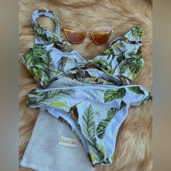 KANOMI Bikini 👙 Tie back bow front Top bottom matching set SzM sexy high waiste - Picture 1 of 7